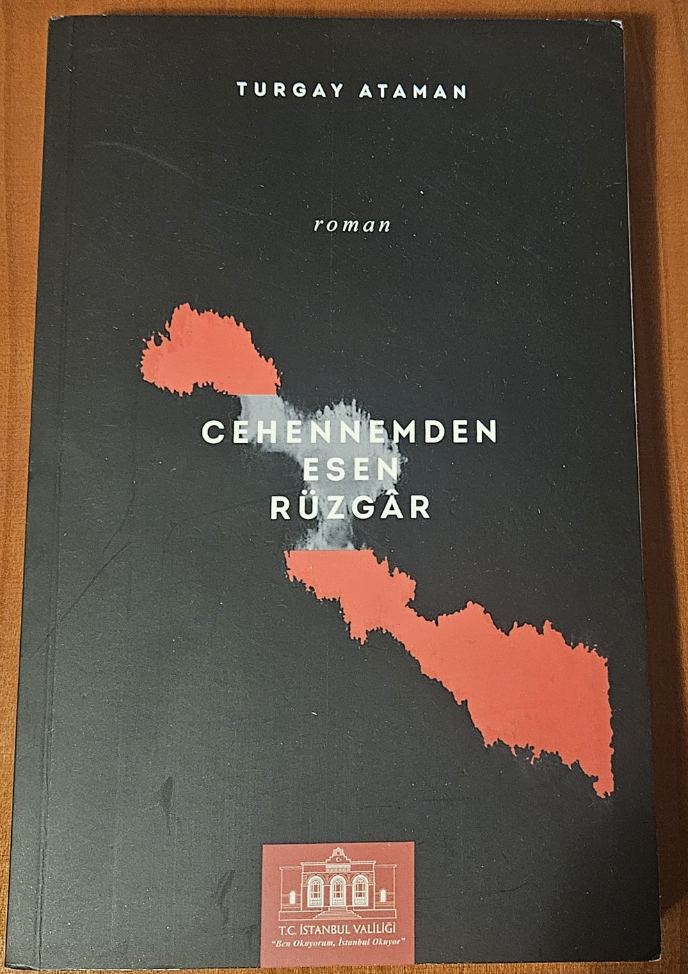 Cehennemden Esen Rüzgâr — ön kapak